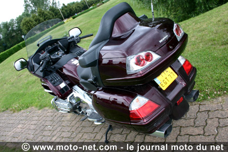 Essai Honda GL 1800 GoldWing : le monospace des deux-roues