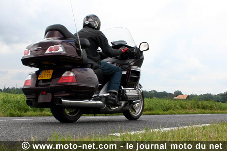 Essai Honda GL 1800 GoldWing : le monospace des deux-roues