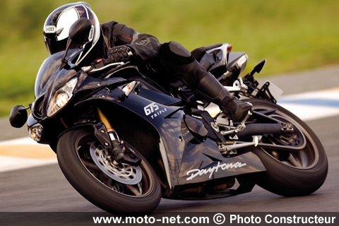 Daytona 675 - Triumph présente ses nouveautés 2009... et 2010 ! 