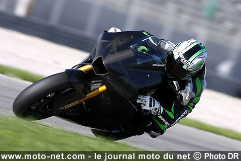 Marco Melandri et la Kawasaki ZX RR