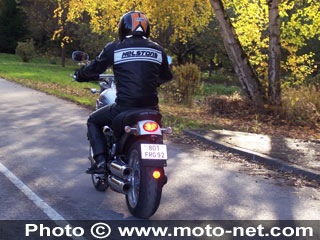 Essai du blouson en cuir Nicky de chez Helstons