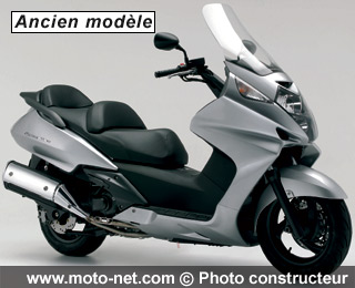 Silver Wing 400 de 2006 - Test Honda SW-T400 : Honda à l'aspi du Tmax ?