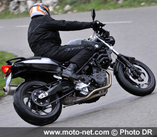 Test BMW F 800 R : Quand BMW lance enfin son petit roadster !