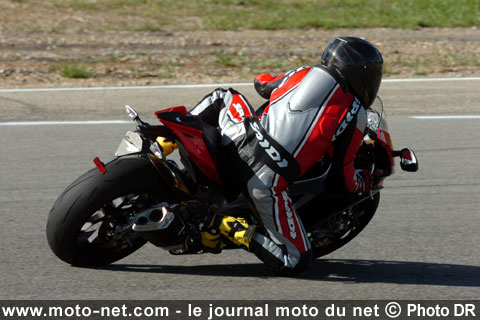 L'Aprilia RSV4 se taille la part du lion !
