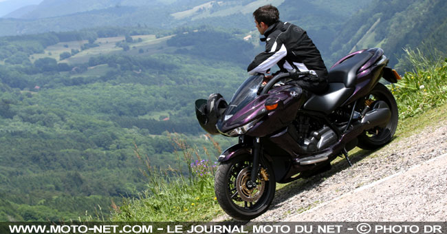  Triple essai Honda : DN-01, Deauville, Transalp