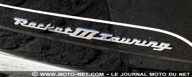Face à Face Kawasaki VN 1700 Voyager / Triumph Rocket III Touring : 4 000 cc pour les vacances !