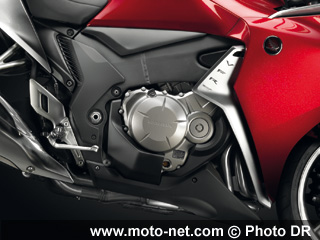 Nouvelles Honda VFR 1200 : les premières photos