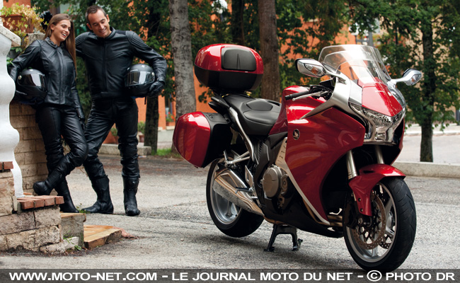 Nouvelles Honda VFR 1200 : les premières photos