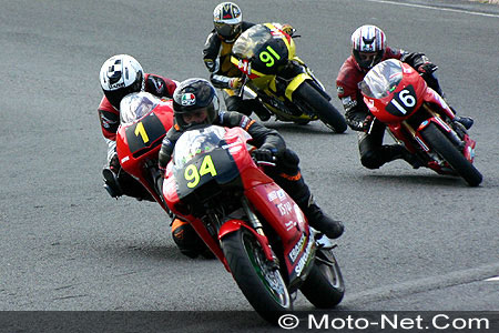 Le Team Moto-Net à Carole pour la deuxième manche du Challenge des Monos