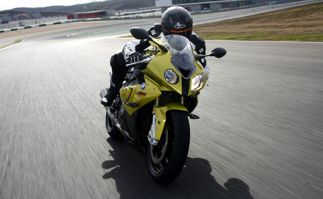 Essai nouvelle BMW S 1000 RR : la Kolossale surprise !