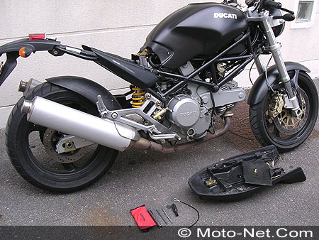 Essai Moto-Net : Ducati Mostro 620ie Dark APTC