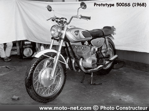 Flashback: La Kawasaki 500 H1 Mach III