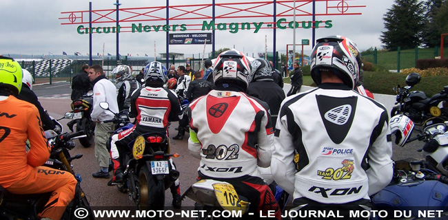 Dark Dog moto Tour 2010 : Etape Val-de-Reuil / Magny-Cours, mi-sec mi-mouillé