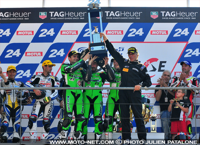 La Kawasaki n°11 remporte les 24H Moto du Mans 2011 !