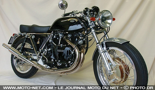 Deux expos de motos anciennes au Salon de Paris