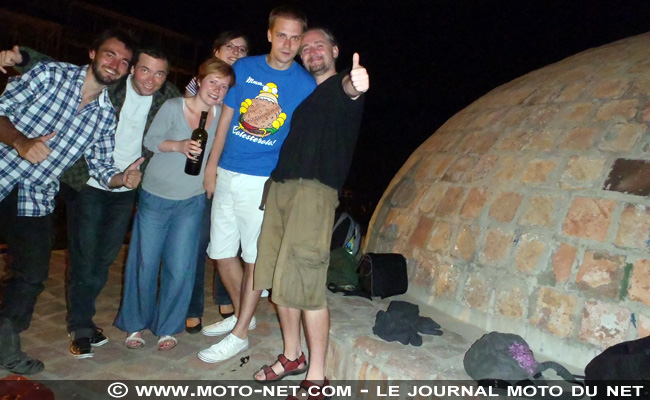 Voyage en terres nomades (05) : bloqué à Baku...