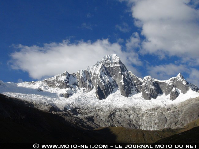 Amérique latine à moto (15) : trek sur la Cordillère blanche