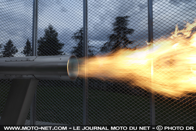 58 secondes, chaque dimanche : l'hommage de Dainese à Simoncelli