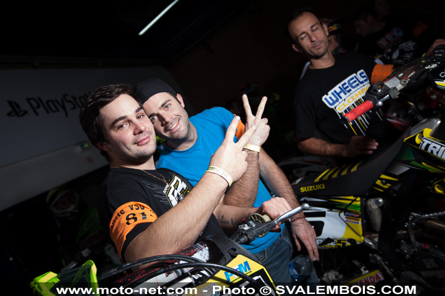Galerie : les plus belles photos du Supercross de Bercy 2013