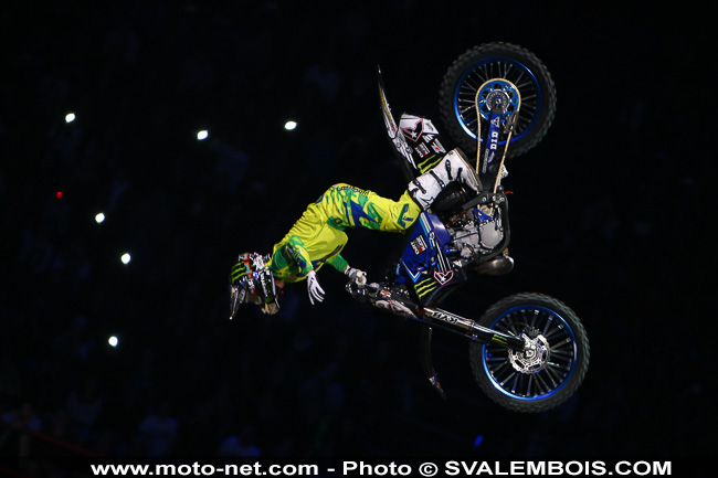 Galerie : les plus belles photos du Supercross de Bercy 2013