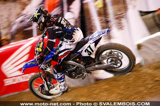 Galerie : les plus belles photos du Supercross de Bercy 2013