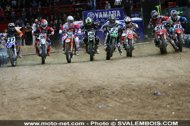 Galerie : les plus belles photos du Supercross de Bercy 2013