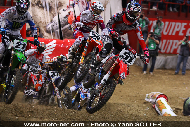 Galerie : les plus belles photos du Supercross de Bercy 2013