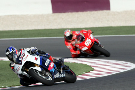 Le Grand Prix du Qatar Moto 2005 : le tour par tour sur Moto-Net