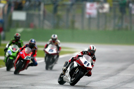 Les manches Superbike et Supersport d'Imola 2005 sur Moto-Net