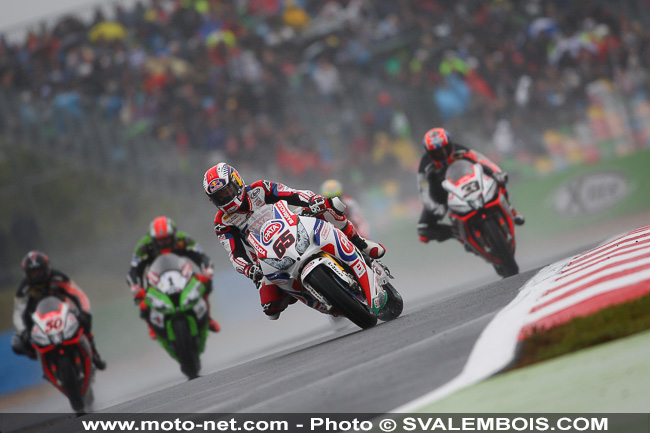 WSBK France - Galerie photo : Course SBK2 à Magny-Cours