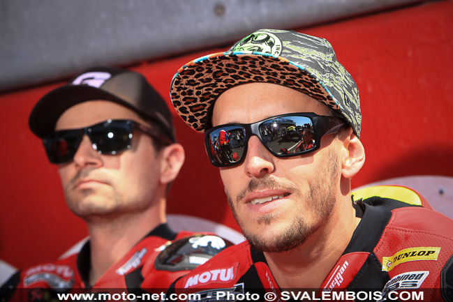 24 Heures Motos 2015 - Galerie photo 02 : départ et premières heures de course