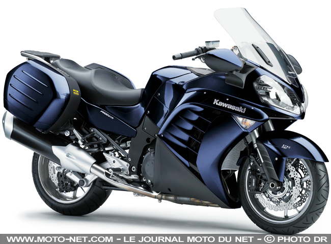 Nouveautés 2015 EICMA : menues évolutions pour la Kawasaki GTR 1400 2015