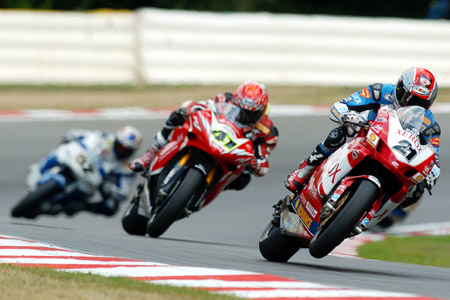 Les manches Superbike et Supersport de Brands Hatch 2006 sur Moto-Net