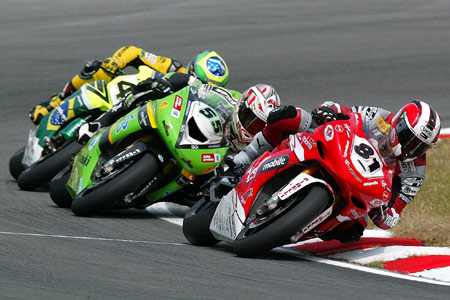 Les manches Superbike et Supersport de Brands Hatch 2006 sur Moto-Net