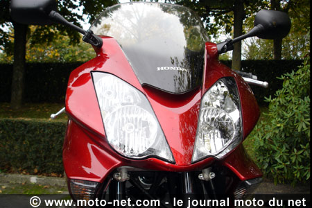 ESSAI HONDA VFR 800 ABS : c'est reparti pour 20 ans ?