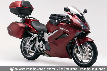 ESSAI HONDA VFR 800 ABS : c'est reparti pour 20 ans ?