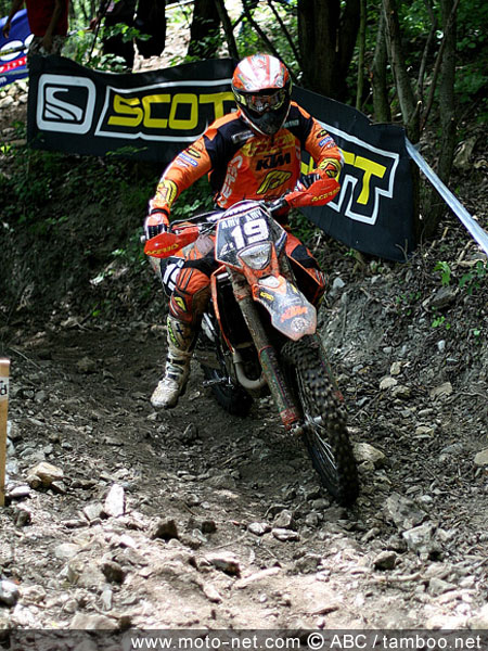 Championnat du monde d'enduro GP Leovince d'Italie 2007 : les pilotes d'Europe du nord confortent leur avance
