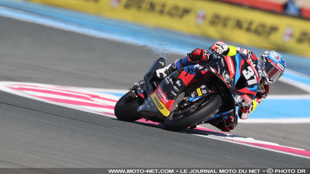 La BMW n°37 d'usine en pole du Bol d'Or 2024 devant les leaders