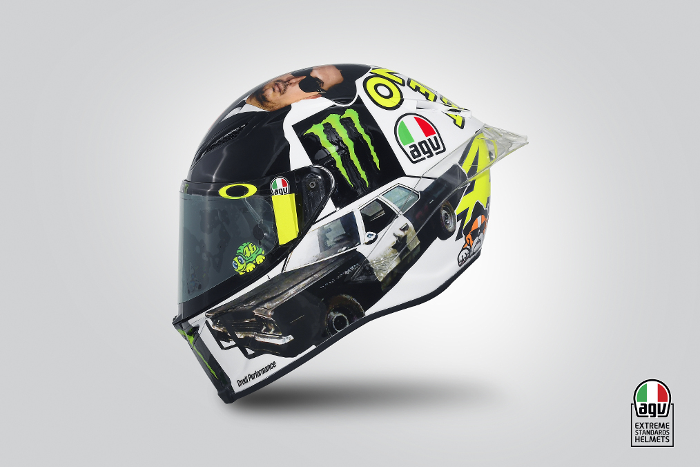 Les Blues Brothers sur le casque de Rossi à Misano