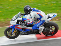 Bol d'Or 2011 : la BMW Motorrad France n°99 ouvre le bal