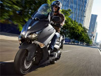 Le Yamaha Tmax remporte le Red Dot Product Design 2012