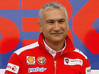 Moto GP : Davide Tardozzi rempile chez Ducati