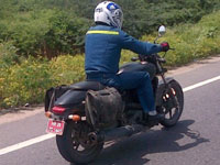 Une inédite Harley de moyenne cylindrée en Inde ?