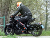 Nouveauté moto : une Super Duke R à la sauce Husqvarna