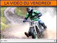 Vidéo moto du vendredi : Mix-Tricks-Jumps !