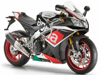 Bons plans moto : 1000 euros de remise sur la gamme Aprilia V4 2015