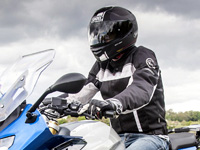 Essai longue durée du casque intégral Shoei GT-Air