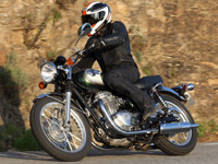 Essai Kawasaki W800 : retour vers le passé !