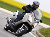 Essai Satelis 125i : changements, dans la continuité...