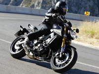 Essai MT-09 : le futur road'star' de Yamaha !